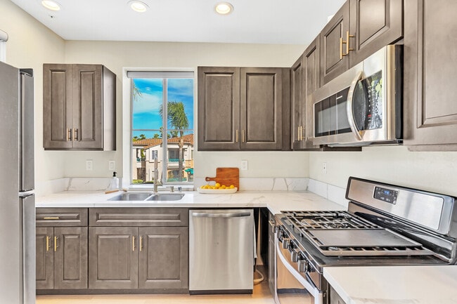 Photo - 11424 Via Rancho San Diego Unit 92