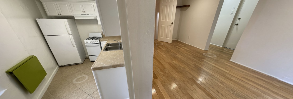 3D Tour - 1412-1416 Echo Park Ave