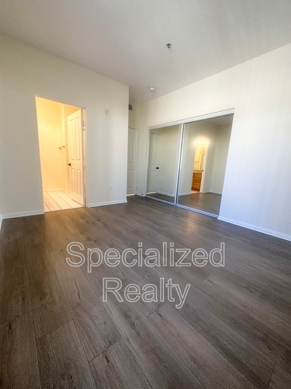 Photo - 5716 Whitsett Ave Unit 13