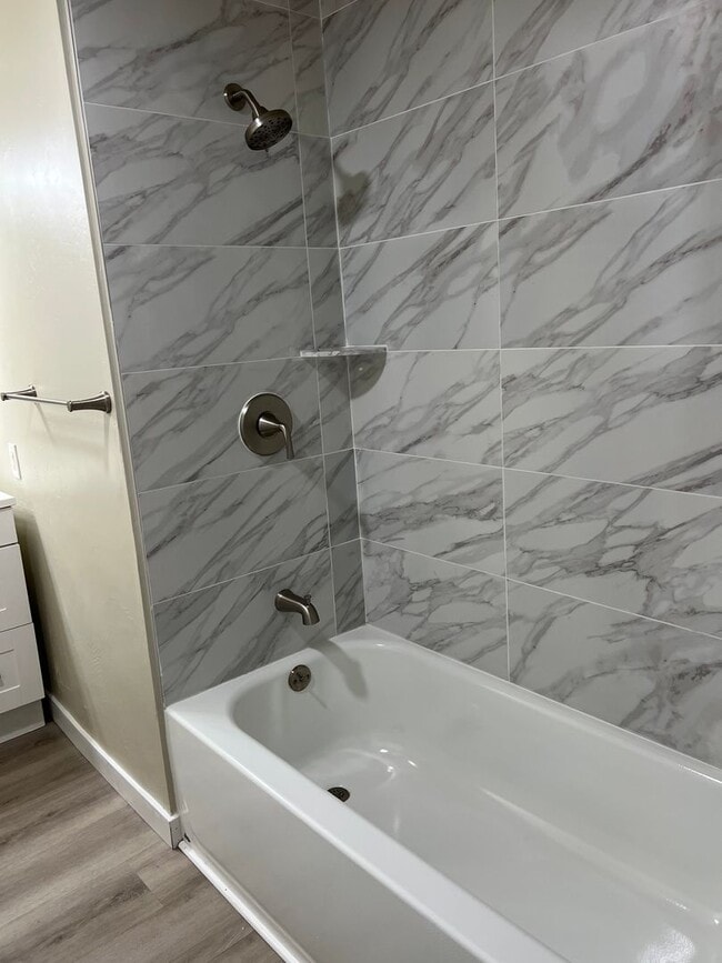 Photo - 4568-4572 Bancroft St Unit 4572
