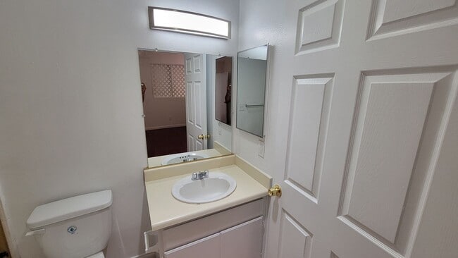 Photo - 5245 Riverton Ave Unit 207
