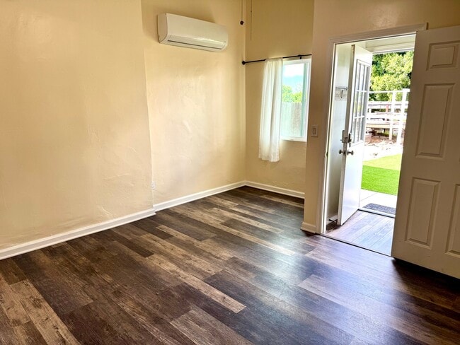 Photo - 7438 Orien Ave