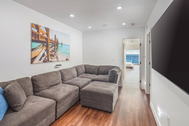 Photo - 1062 Neptune Ave Unit ID1048652P