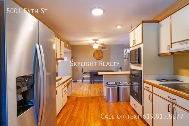 Photo - 5001 54th St