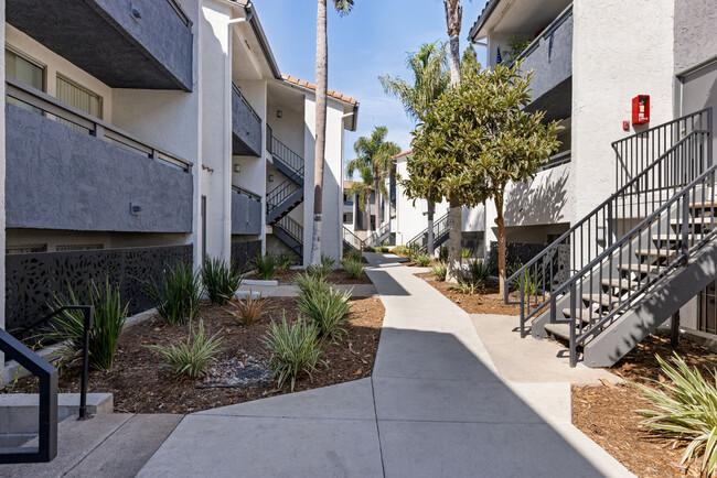 Photo - Mar at Cottonwood Apartments
