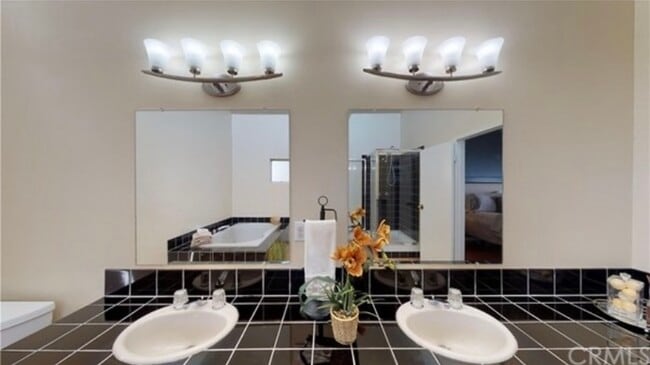 Photo - 1841 Marney Ave