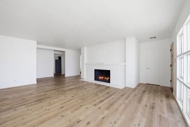 Photo - 6105 Dorothy Dr
