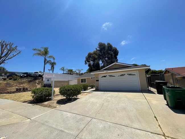 Freshly Remodeled & Full of Charm on Banbury - Freshly Remodeled & Full of Charm on Banbury House