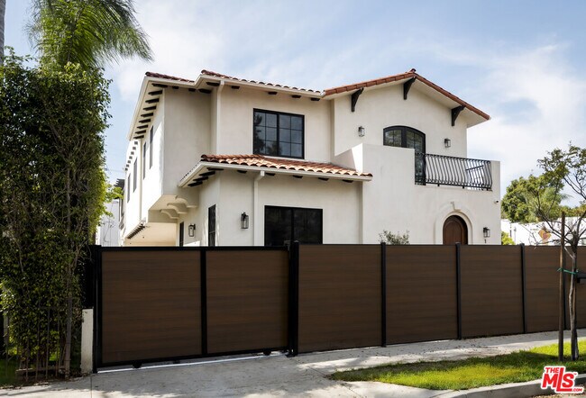 Photo - 1201 N Vista St