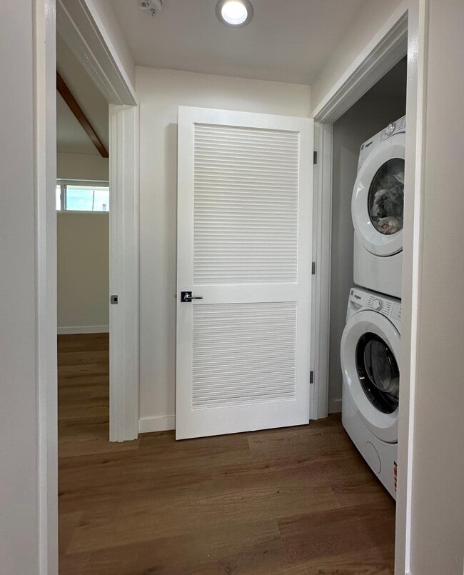 Photo - 1853 N Ave 53