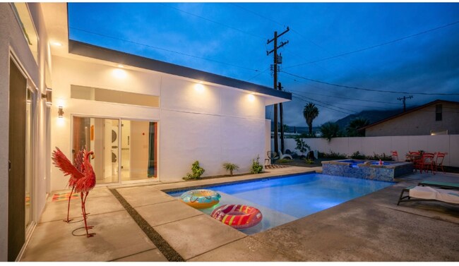 Photo - 473 W Sunview Ave