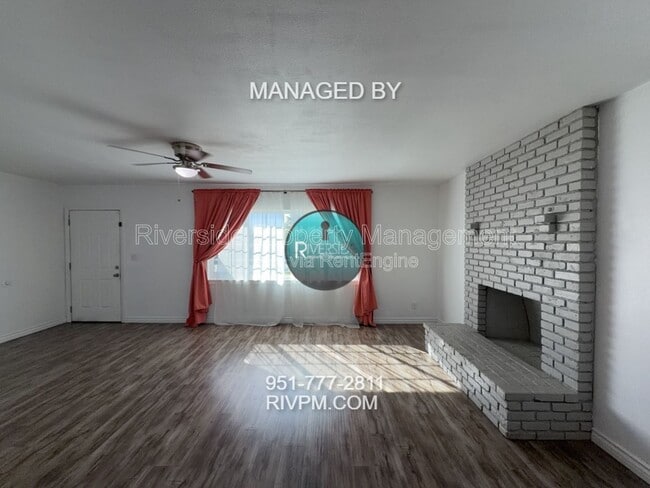 Photo - 9817 Olive St