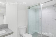 Photo - 1409 N Hobart Blvd Apartment Unit 202