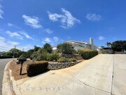 Photo - Beautiful ocean-view home located in the h...