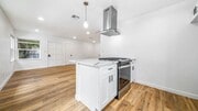 Photo - 5816-5818 Kester Ave. Unit 5818