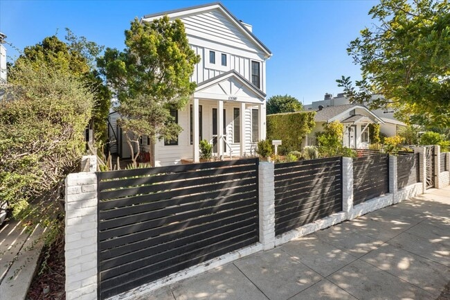 Photo - 1229 22nd St