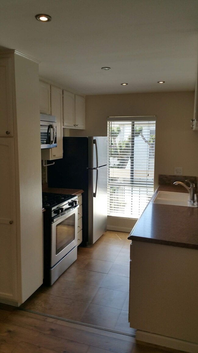 Photo - 2841 S Fairview St Unit F