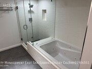 Photo - 4415 Saugus Ave