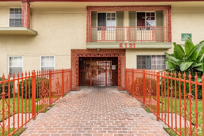 Entrance - Rosemead Apartments