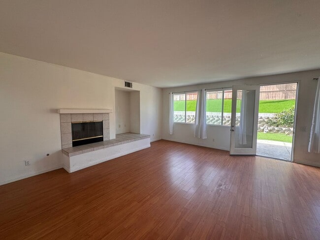 Photo - Spacious 5-Bedroom Home in Sought-After Vi...