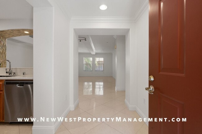 Photo - 301 W G St Unit 314