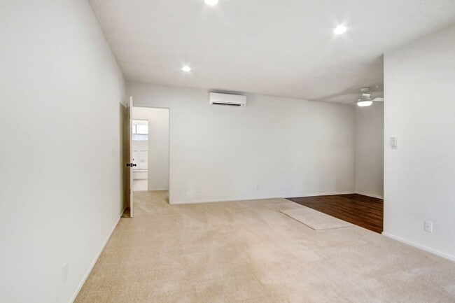 Photo - 1047 2nd St Unit 7