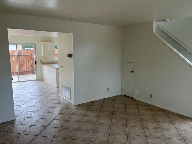 Photo - 1047 Golden Rd Unit C