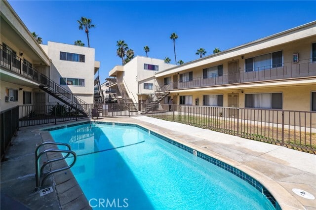 Building Photo - 3430 Elm Ave Unit 2