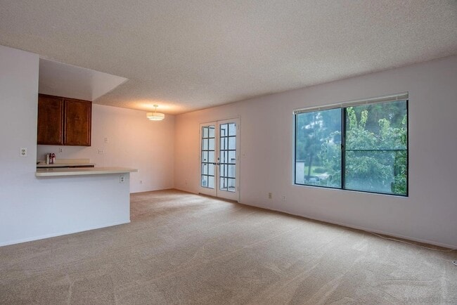 Photo - 5046 Collwood Way