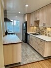 Open Galley Kitchen - 1047 Lincoln Apartments