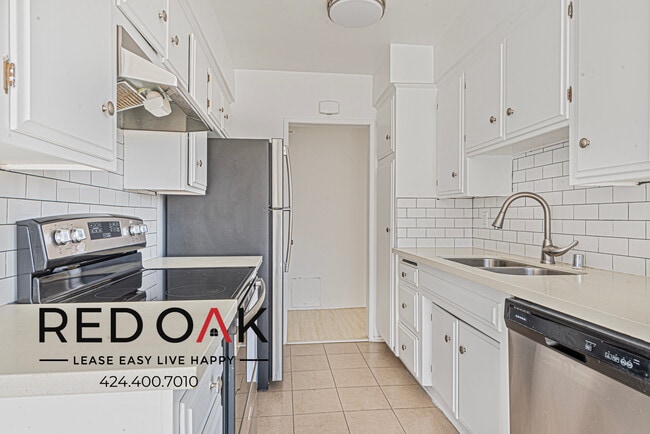 Photo - 2065 Rodney Dr Unit 103