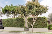 Photo - 864 Avenue A