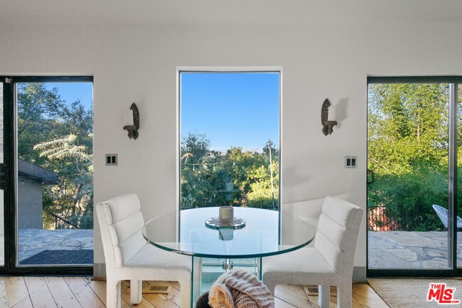 Photo - 20784 Medley Ln