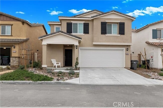 Spacious 4 Bedroom, 2.5 Bathroom Home with... - Spacious 4 Bedroom, 2.5 Bathroom Home with...