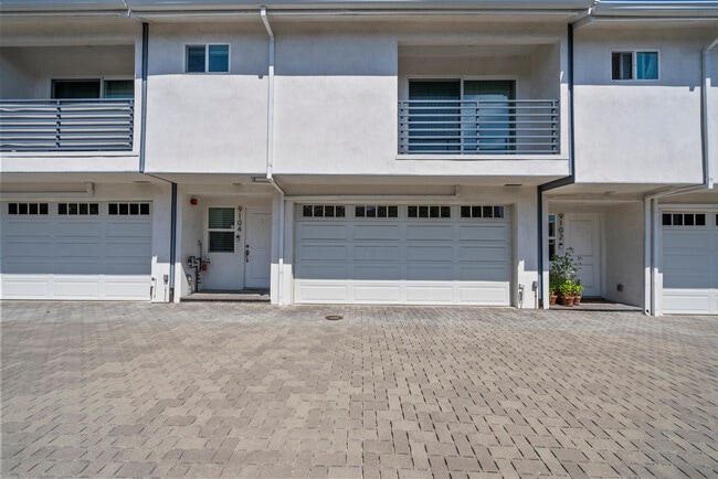 Photo - 9104 Burnet Ave