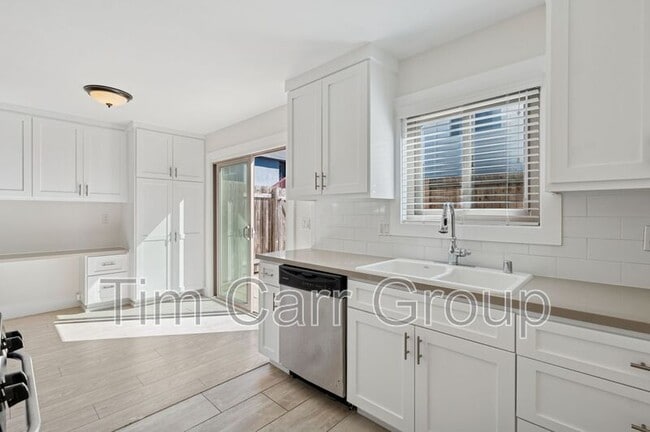 Photo - 2048 Garden Ln Unit B