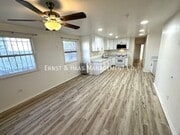 Photo - 622 E 7th St Apartment