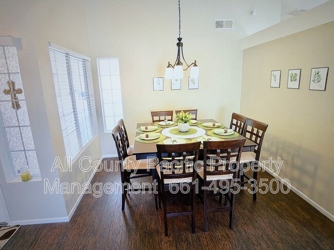 Photo - 43221 32nd St E