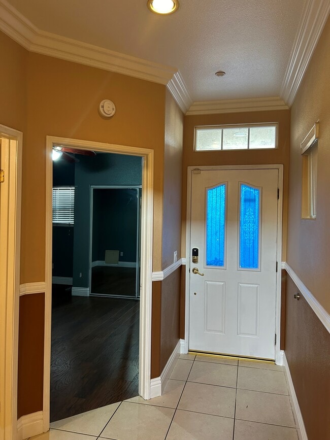 Photo - 8940 Deira Ln