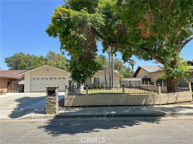 Photo - 8358 Verbena Dr House