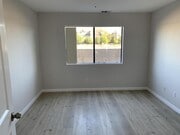 Photo - 13942 Iowa St