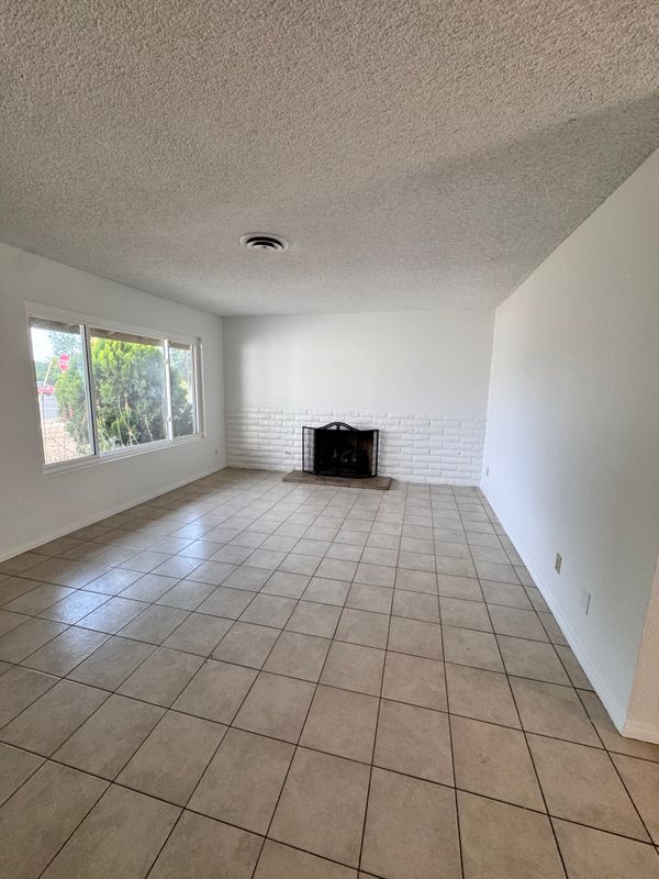 Photo - 41272 Mayberry Ave