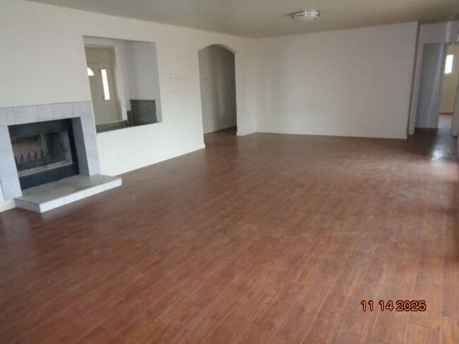 Photo - Sprawling and Spacious 8-acre Ranch Home