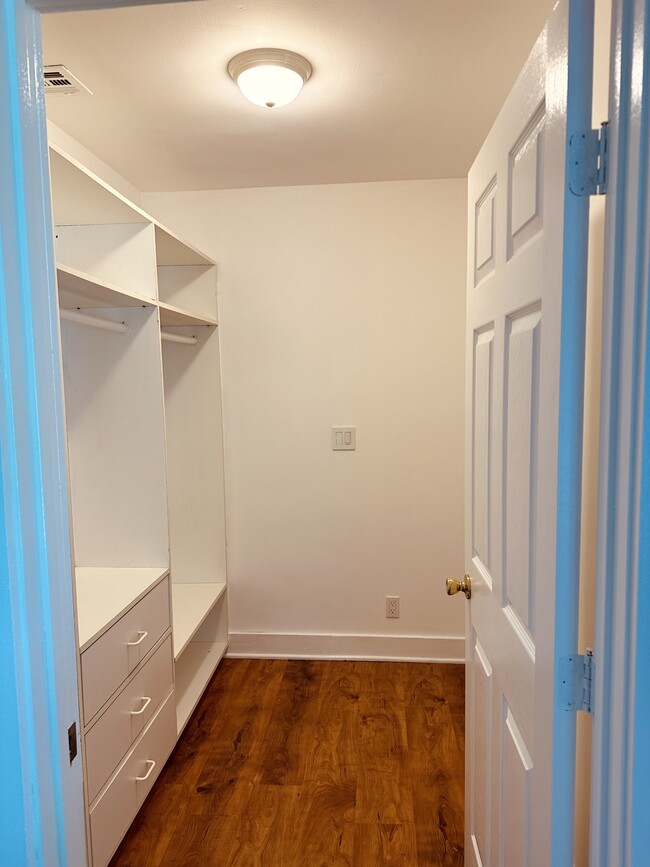 Photo - 7231 Vanalden Ave Unit 7231 Vanalden