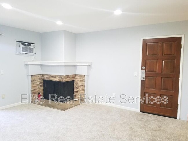 Photo - 1013 S Sunshine Ave Unit L