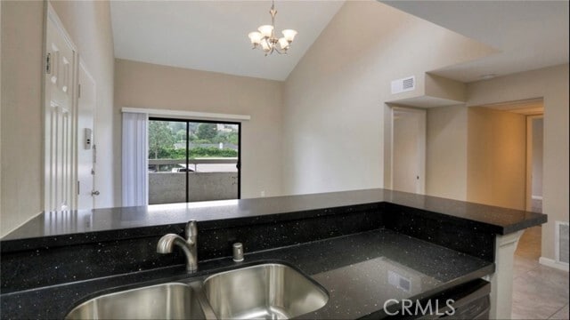 Building Photo - 25019 Peachland Ave Unit 234