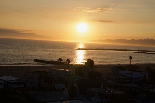 Photo - 8120 Billowvista Dr