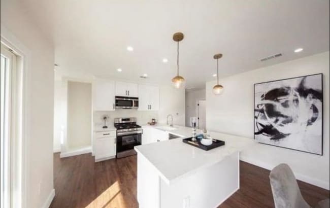 Photo - 4279 Walton Ave