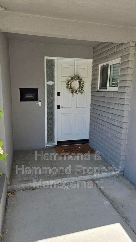 Photo - 5851 Keokuk Ave