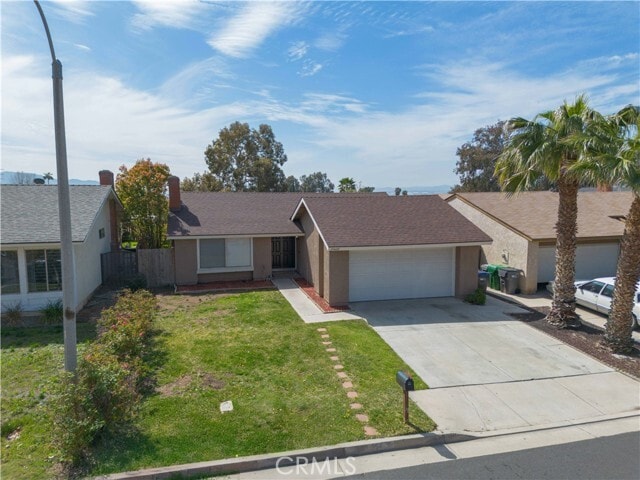 Photo - 25429 Hemlock Ave